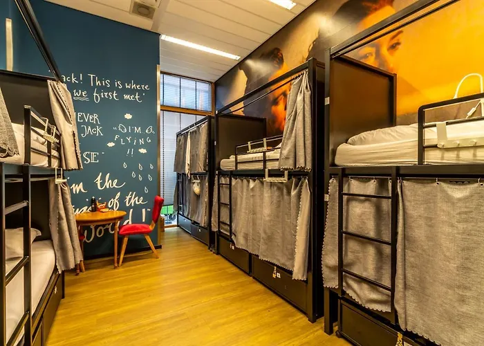 le - Women OnlyHostel Amsterdam